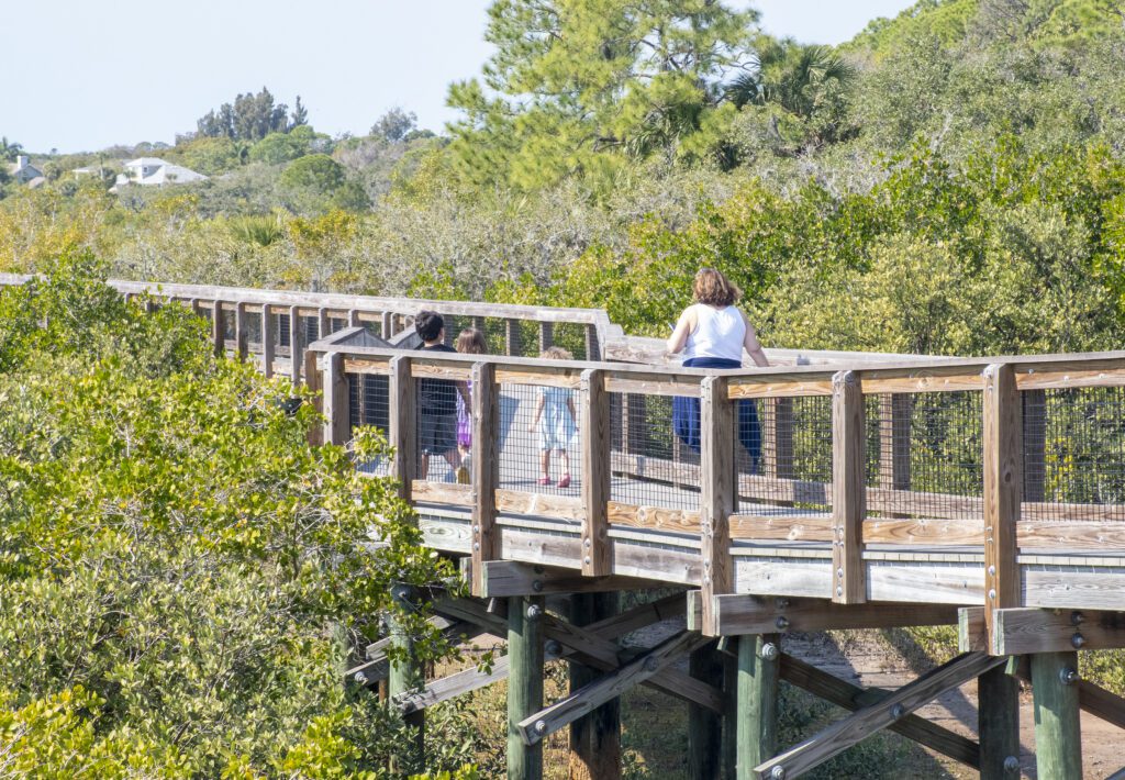 Amenities and highlighlights at Pinellas County's Boca Ciega Millinium Park