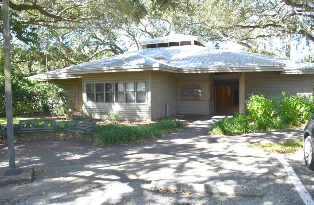 Education Center and restrooms at Sawgrass Lake Park